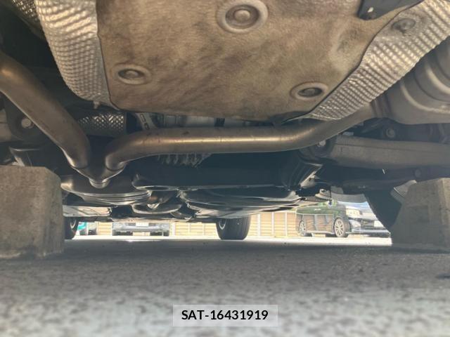 Audi Q5 2011-12 8244656-25