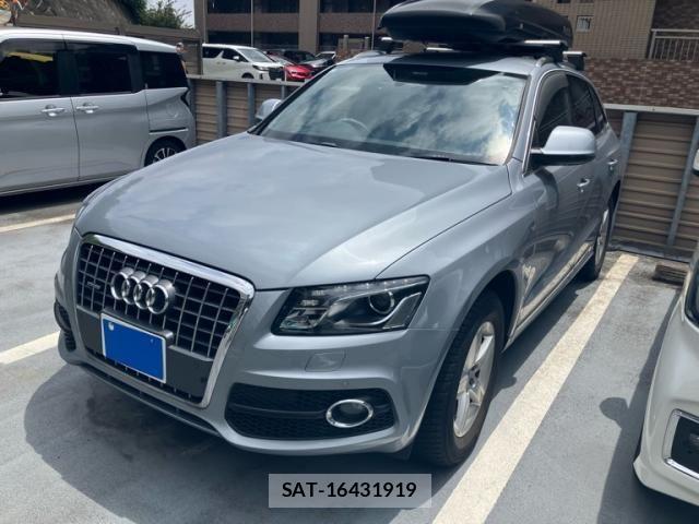 Audi Q5 2011-12 8244656-3