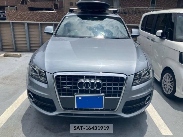 Audi Q5 2011-12 8244656-4