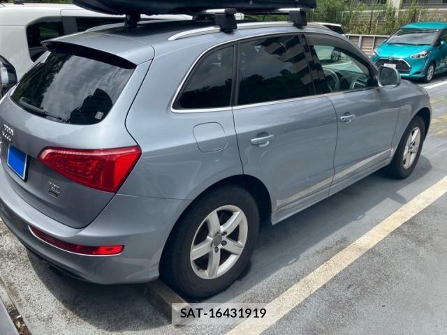 Audi Q5 2011-12 8244656-6