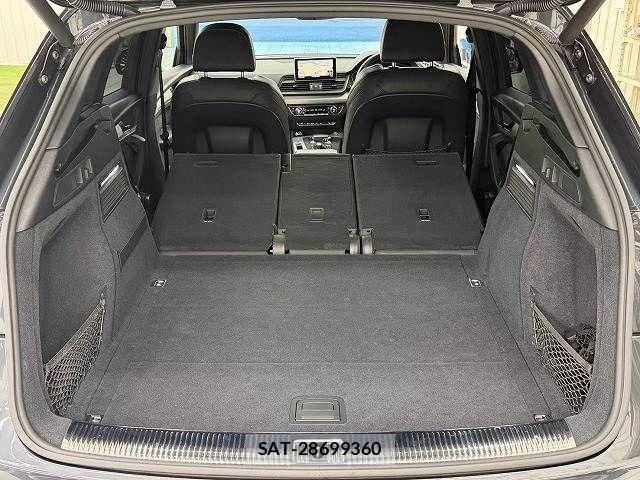Audi Q5 2019-03 8244654-10