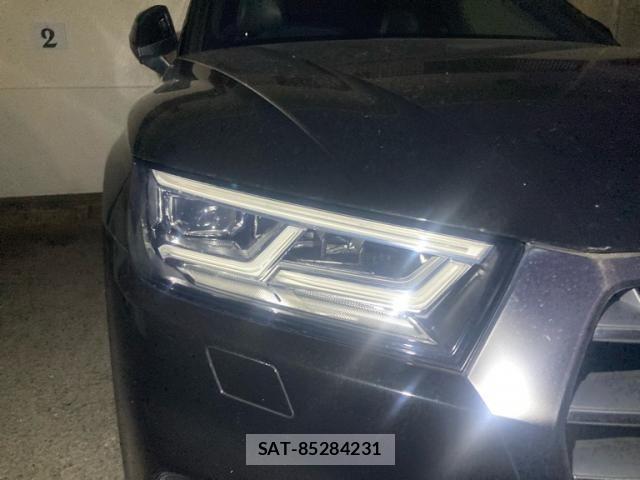 Audi Q5 2020-07 8313164-3