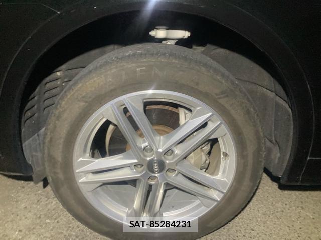 Audi Q5 2020-07 8313164-7