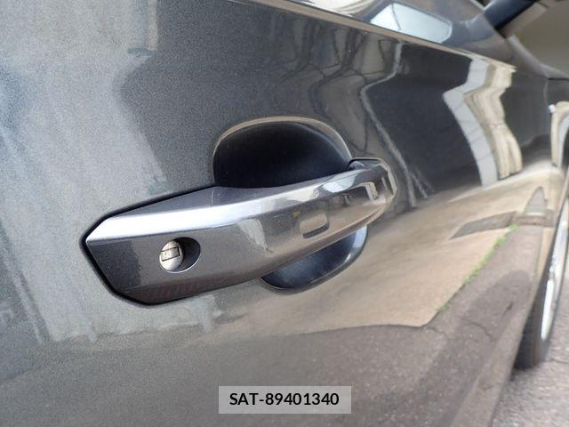 Audi Q5 2018-02 8313162-8