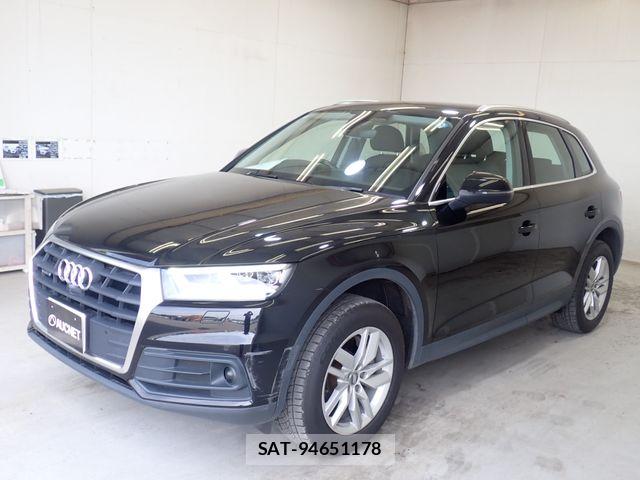 Audi Q5 2020-06 8313161-6