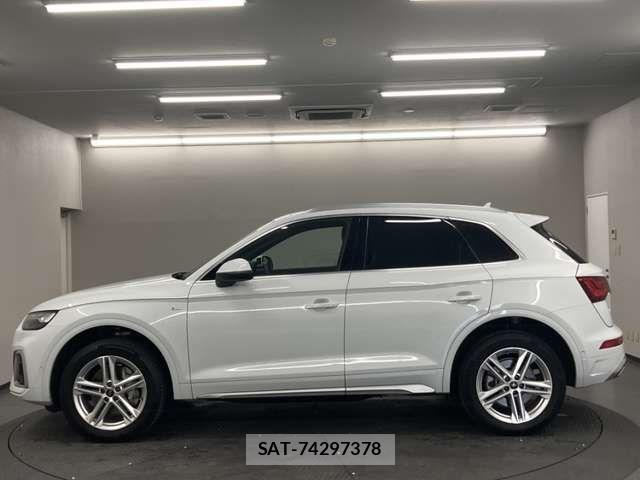 Audi Q5 2024-02 8313163-2