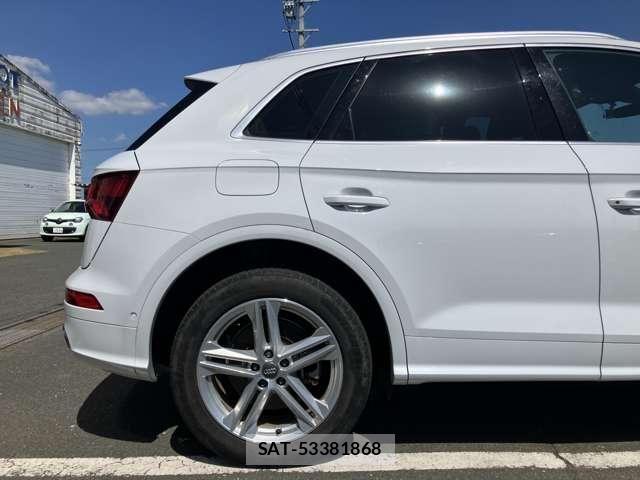 Audi Q5 2020-09 8334950-6