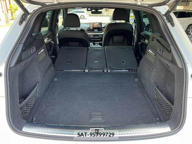 Audi Q5 2021-09 8334947-12