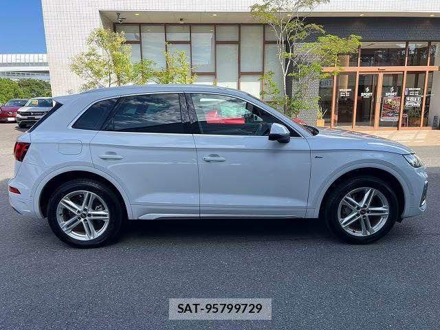 Audi Q5 2021-09 8334947-17