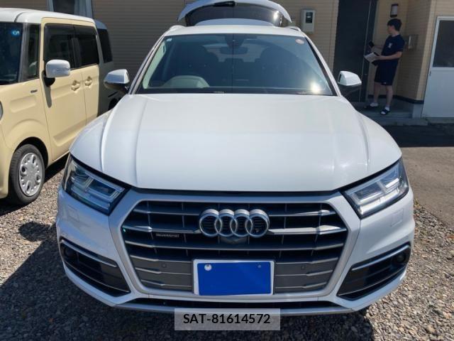 Audi Q5 2018-04 8364837-0