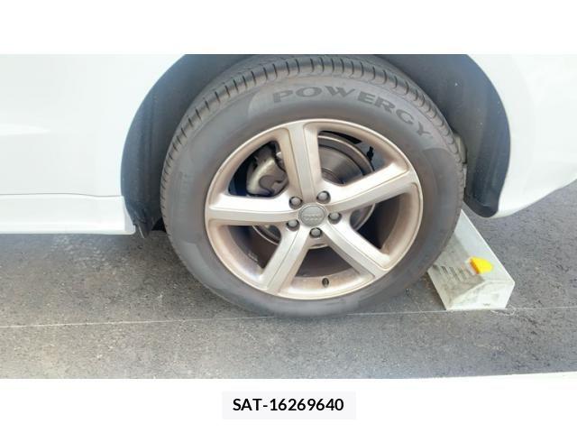 Audi Q5 2016-03 8364836-7