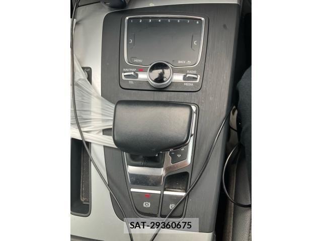 Audi Q5 2018-01 8371450-16