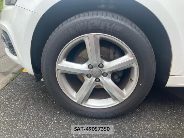 Audi Q5 2009-09 8411297-9