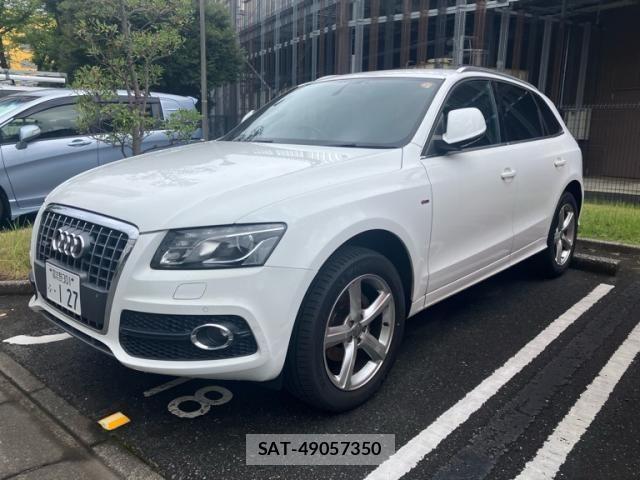 Audi Q5 2009-09 8411297-2