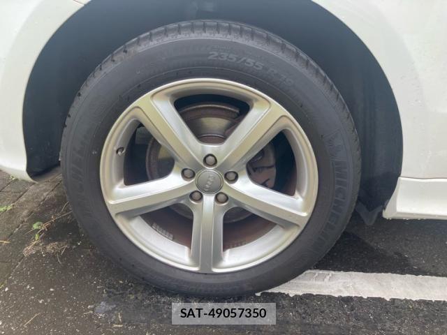 Audi Q5 2009-09 8411297-7