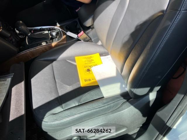 Audi Q5 2011-09 8411294-10