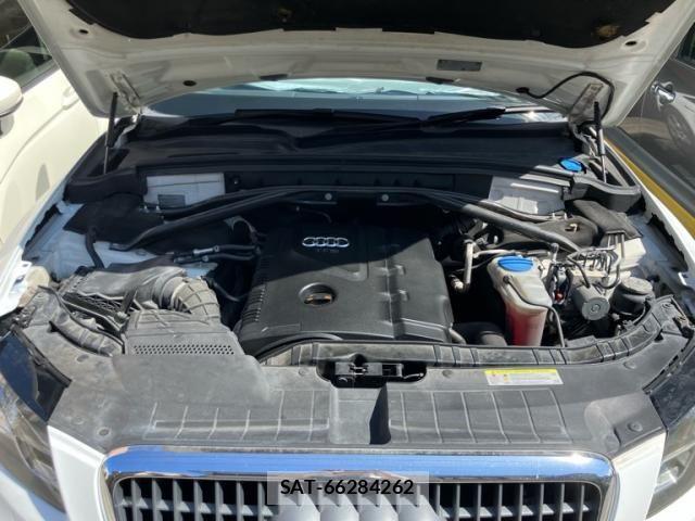 Audi Q5 2011-09 8411294-11