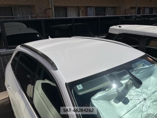 Audi Q5 2011-09 8411294-6