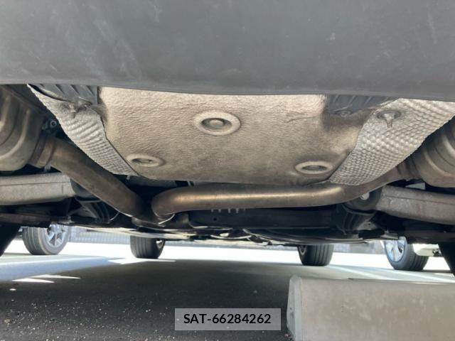 Audi Q5 2011-09 8411294-8
