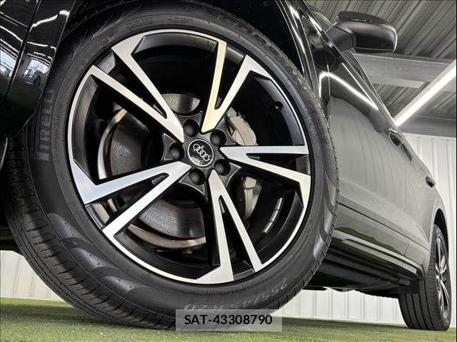 Audi Q5 2023-11 8485052-18