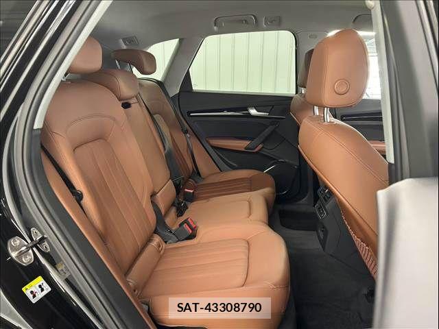 Audi Q5 2023-11 8485052-7