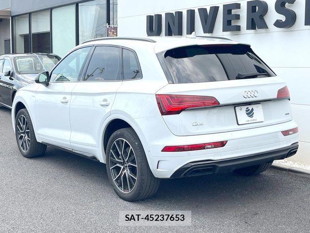 Audi Q5 2023-03 8523634-17