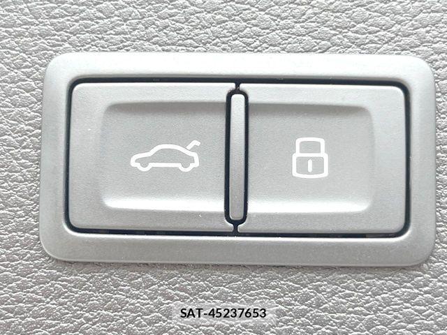Audi Q5 2023-03 8523634-7