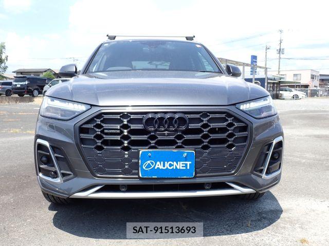 Audi Q5 2021-08 8523635-3