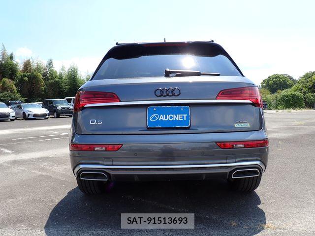Audi Q5 2021-08 8523635-5