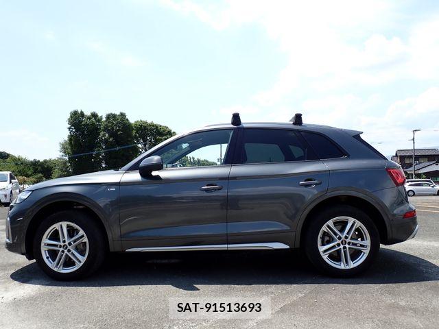 Audi Q5 2021-08 8523635-6