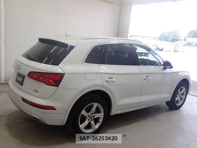 Audi Q5 2019-11 8523633-7