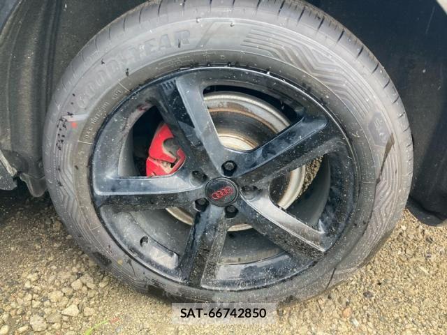 Audi Q5 2013-03 8523643-5