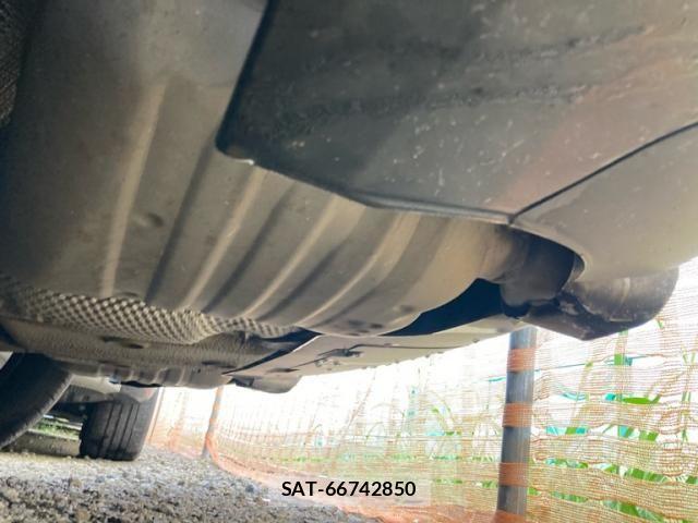 Audi Q5 2013-03 8523643-6