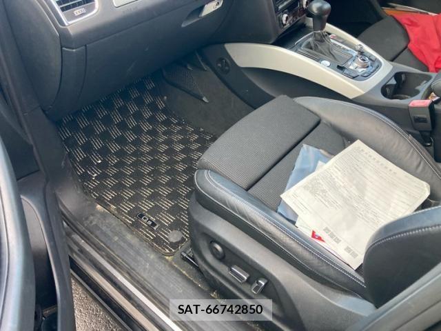 Audi Q5 2013-03 8523643-7