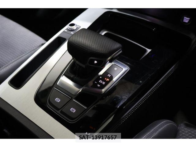 Audi Q5 2021-09 8561209-24