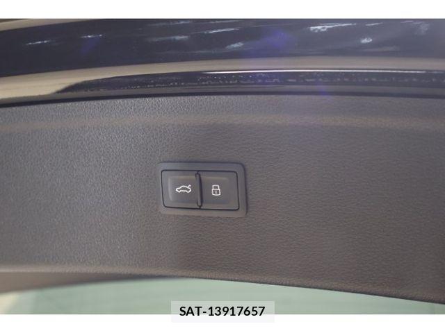Audi Q5 2021-09 8561209-8