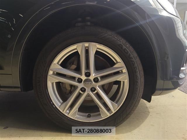 Audi Q5 2018-06 8625872-9