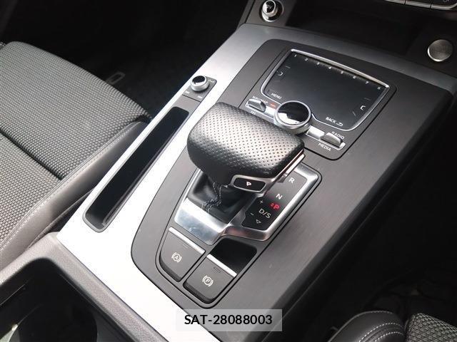 Audi Q5 2018-06 8625872-19