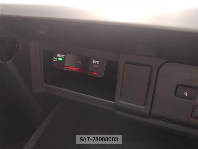 Audi Q5 2018-06 8625872-20