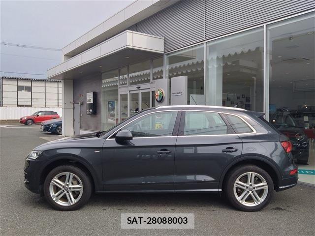 Audi Q5 2018-06 8625872-7