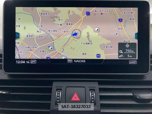 Audi Q5 2018-07 8740637-16
