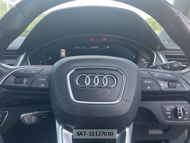 Audi Q5 2018-06 8740639-13