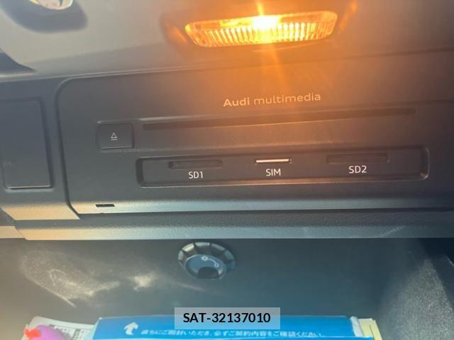 Audi Q5 2018-06 8740639-15
