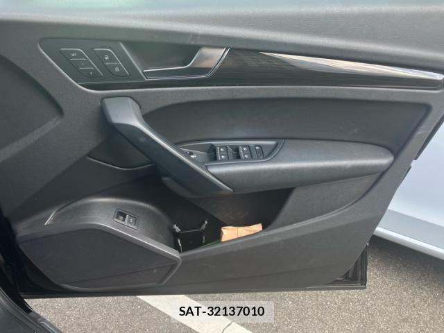 Audi Q5 2018-06 8740639-19