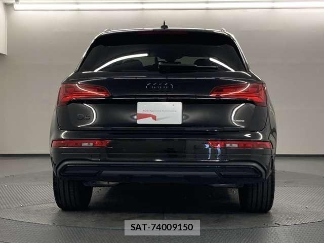 Audi Q5 2023-03 8740629-3