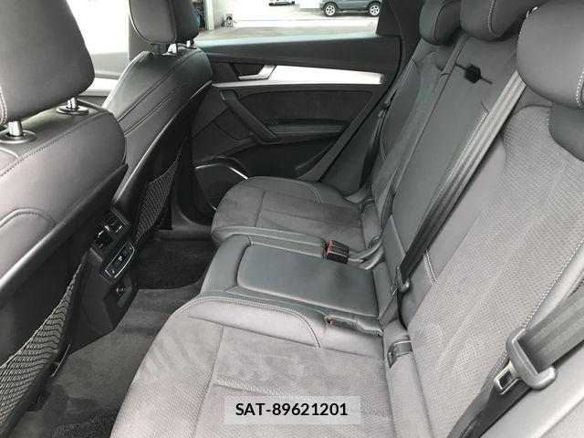 Audi Q5 2021-10 8779556-15