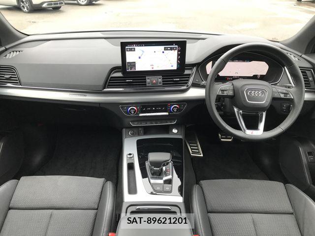 Audi Q5 2021-10 8779556-1