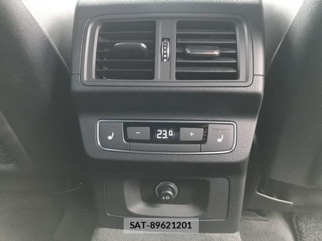 Audi Q5 2021-10 8779556-24