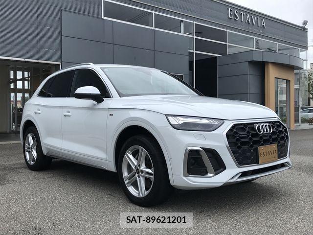 Audi Q5 2021-10 8779556-4