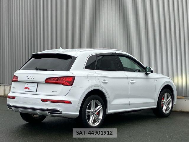 Audi Q5 2020-11 8827916-11